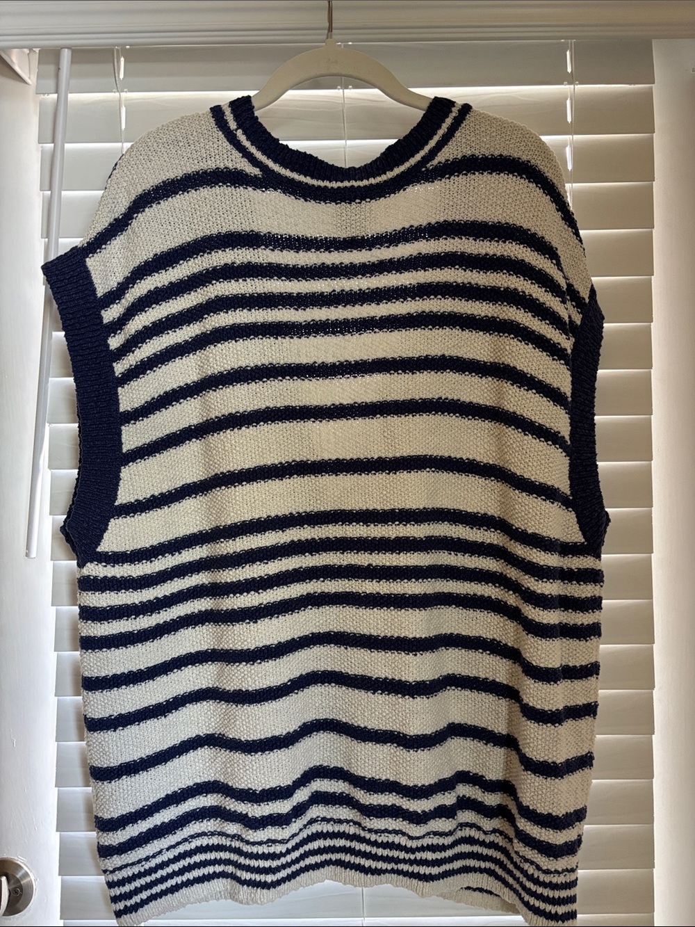 Maeve for Anthropologie Slouchy Sweater Vest - Picture 3 of 8